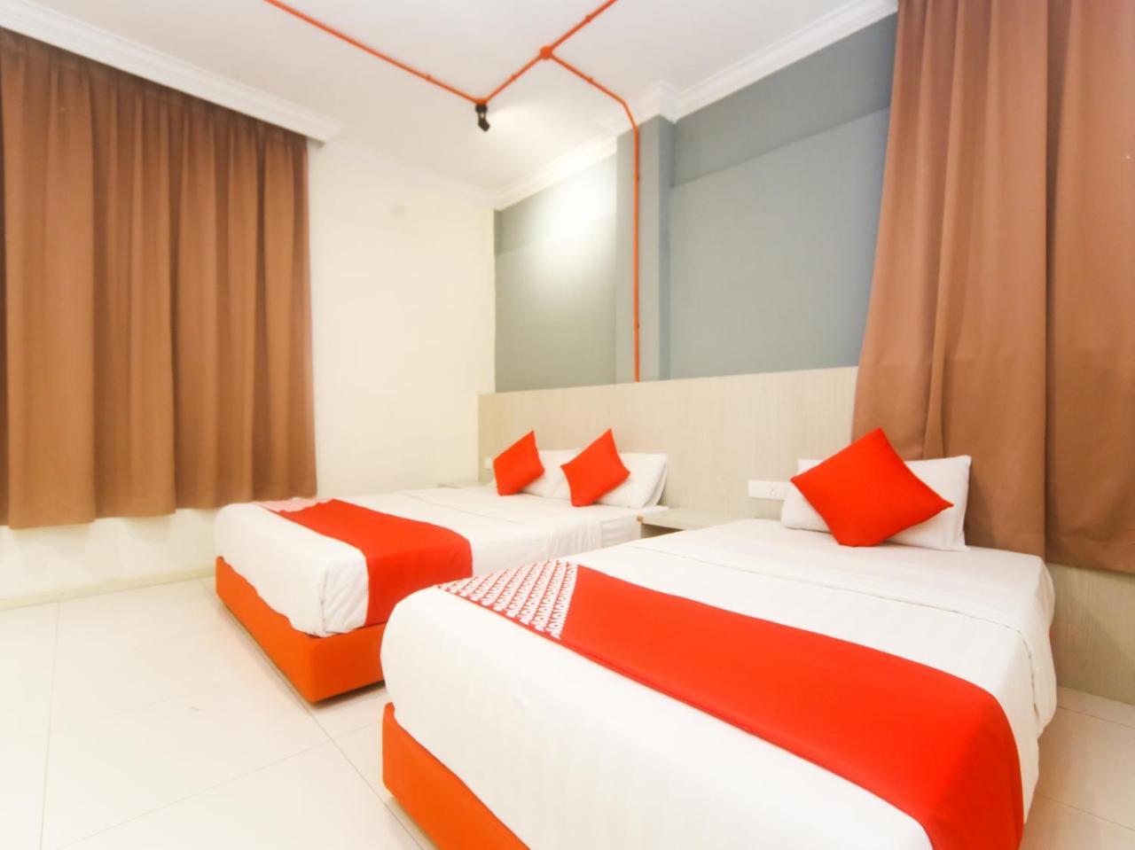 Oyo 727 Hotel Rafflesia Kota Kinabalu Bagian luar foto