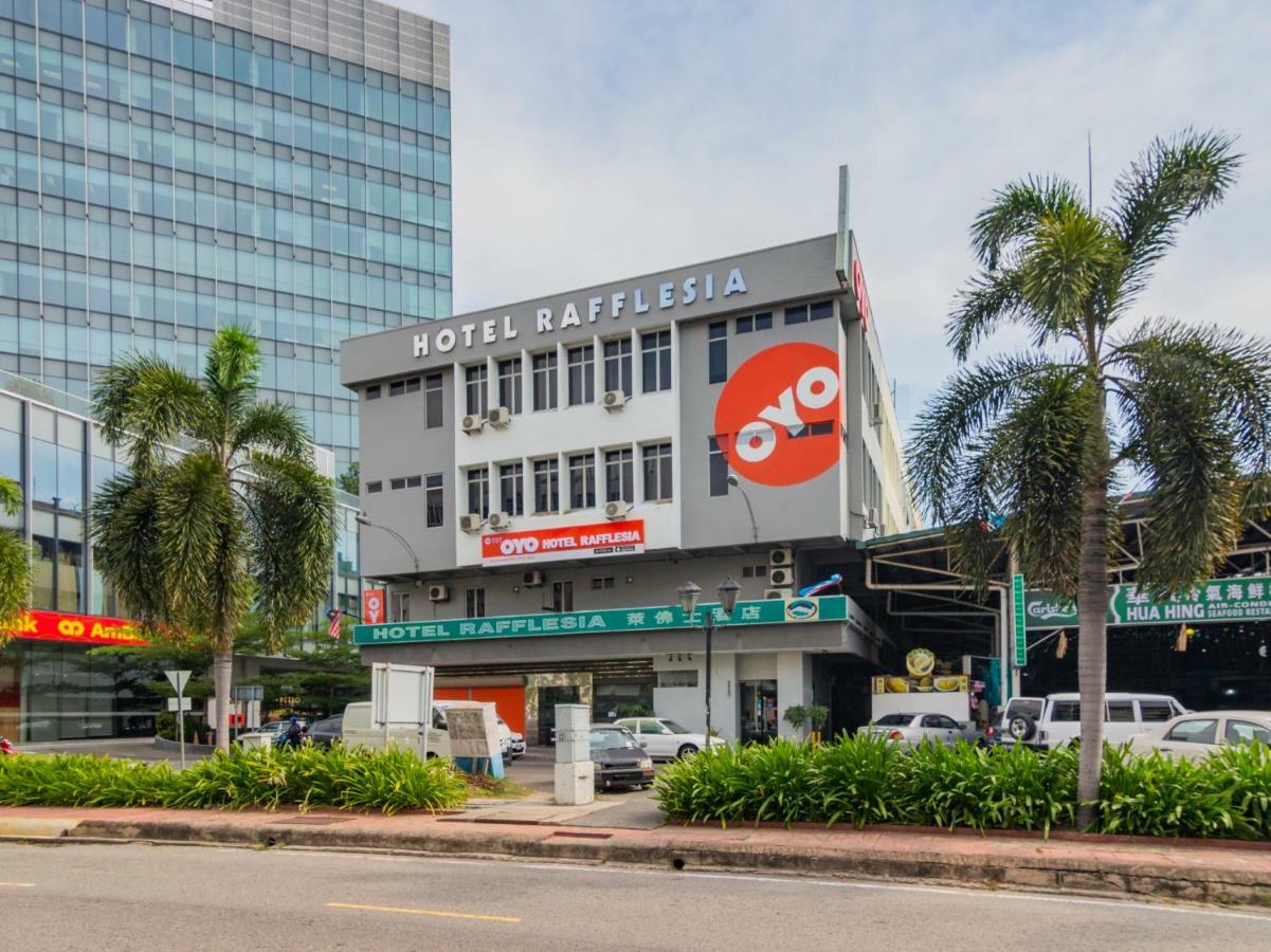 Oyo 727 Hotel Rafflesia Kota Kinabalu Bagian luar foto